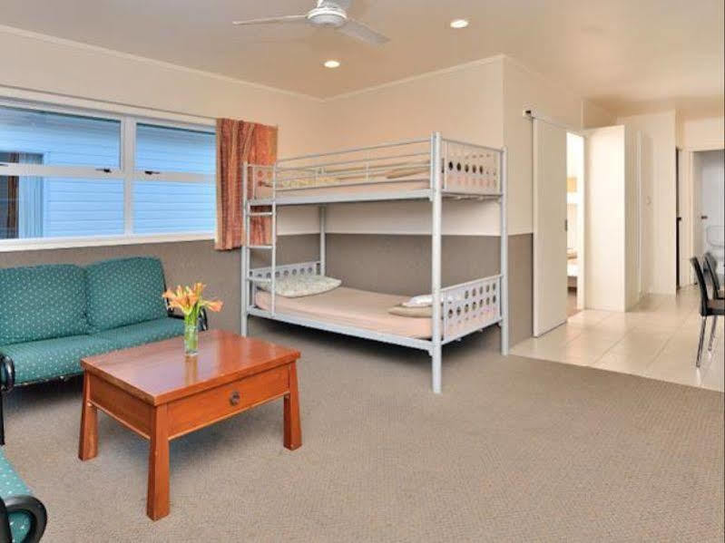 Auckland Northshore Motels & Holiday Park מראה חיצוני תמונה